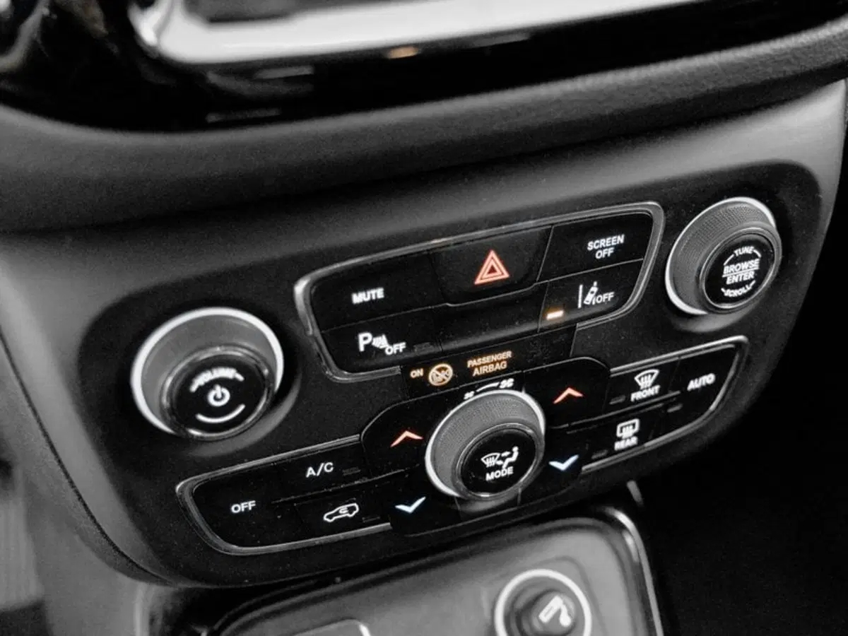 Jeep Compass usata a Prato (16)