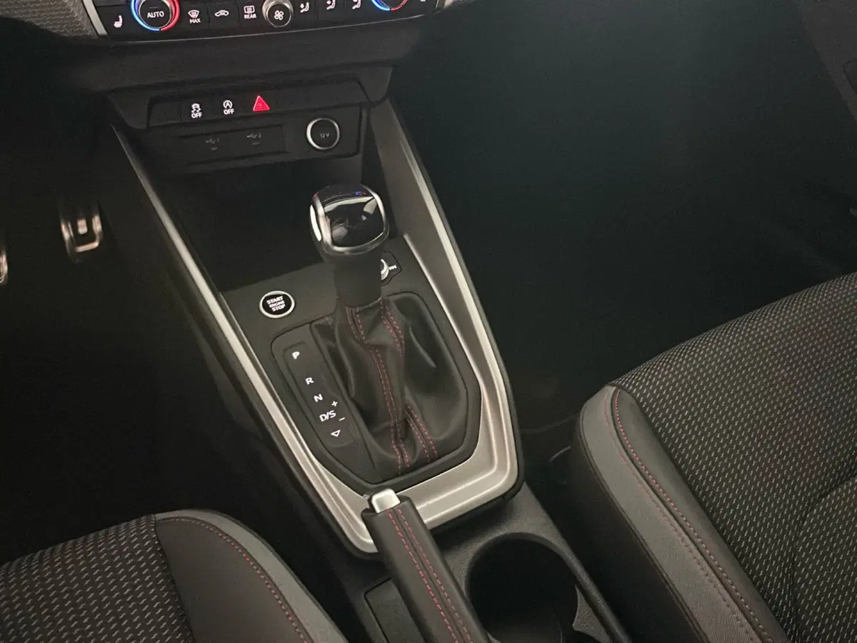Audi A1 allstreet usata a Napoli (15)