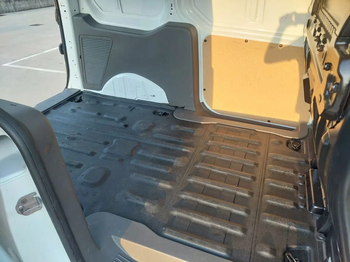 Ford Transit Connect Furgone usata a Treviso (17)