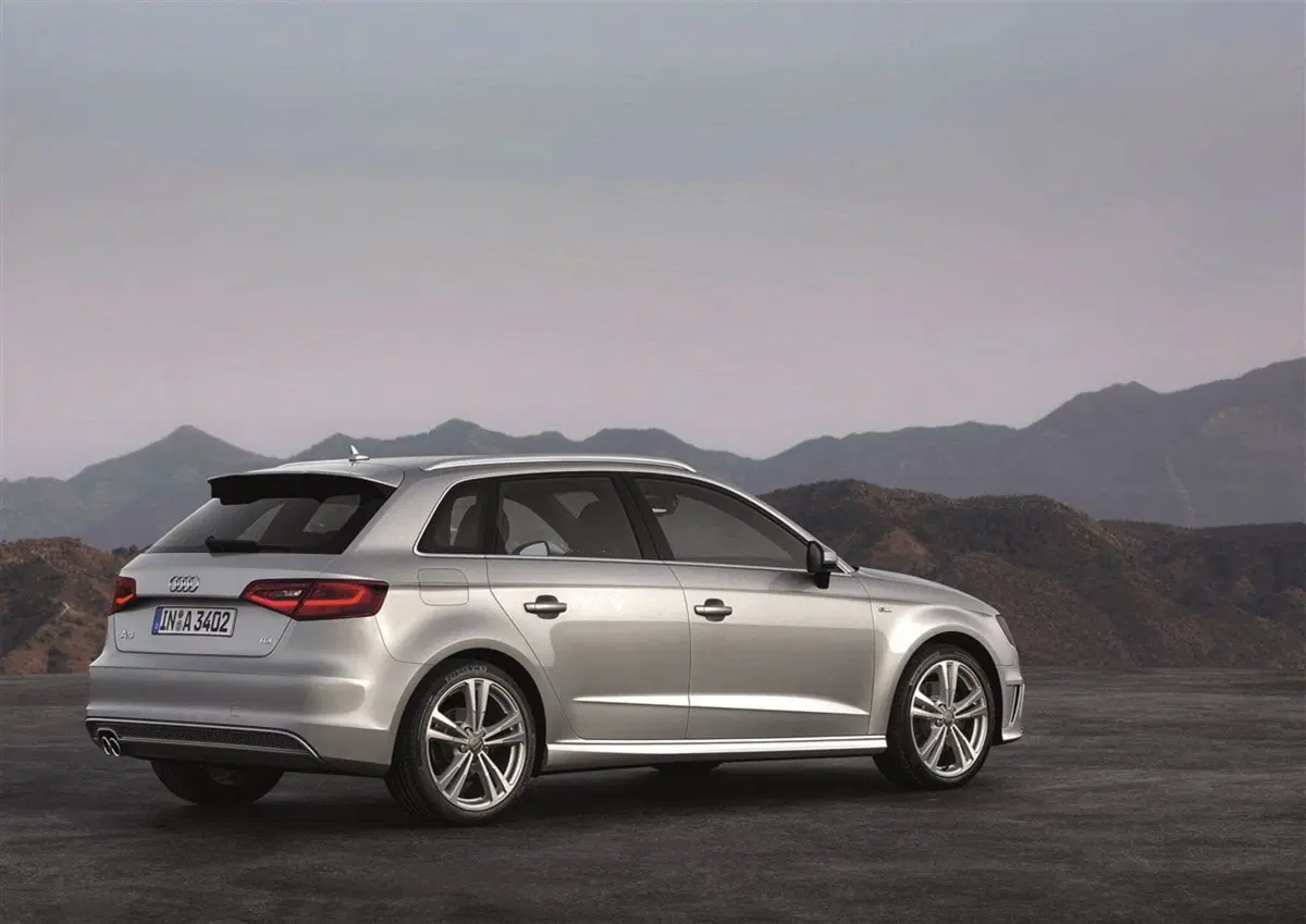 Audi A3 Sportback usata a Palermo (10)