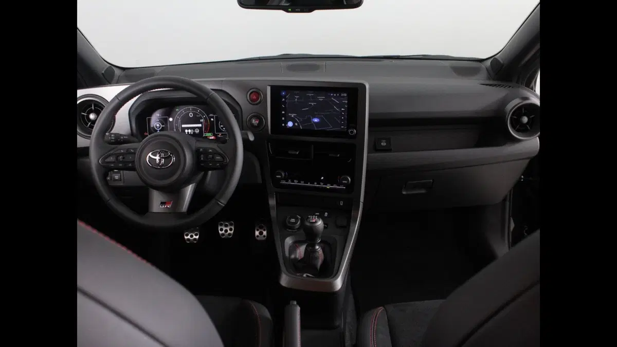 Toyota GR Yaris usata a Palermo (7)