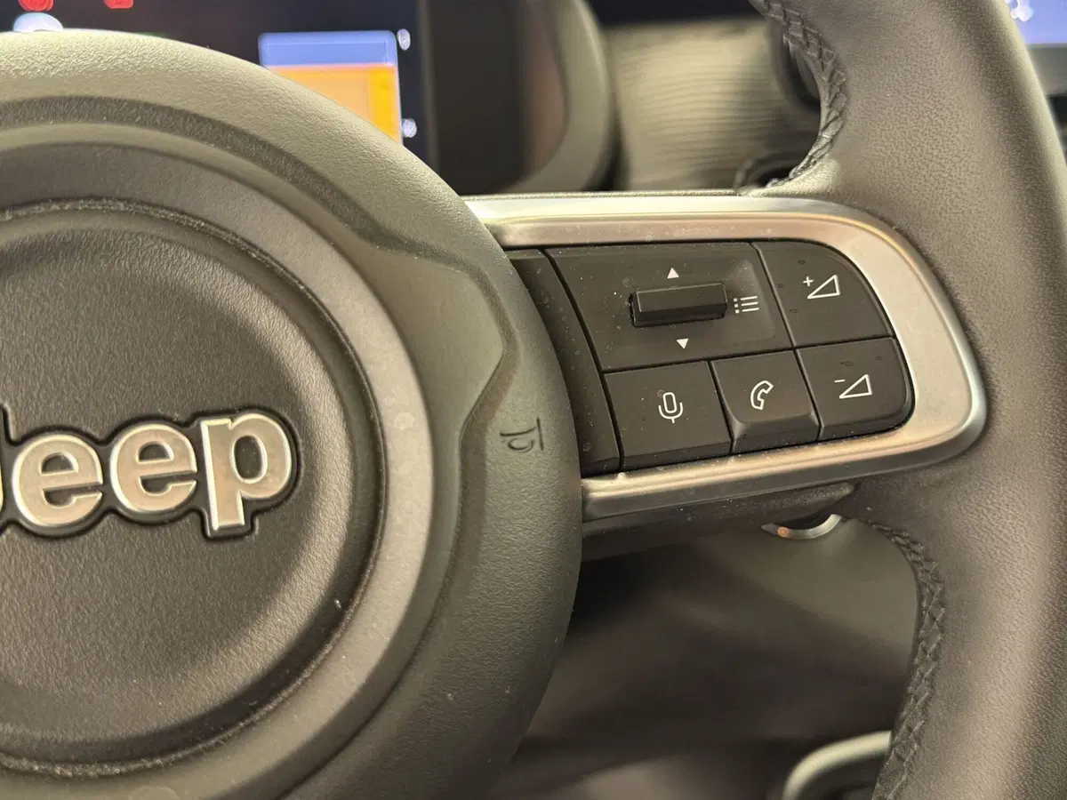 Jeep Avenger usata a Perugia (14)