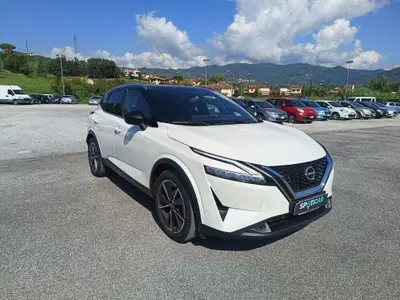 Nissan Qashqai 1.3 mhev N-Connecta 4wd 158cv xtronic del 2022 usata a Buggiano
