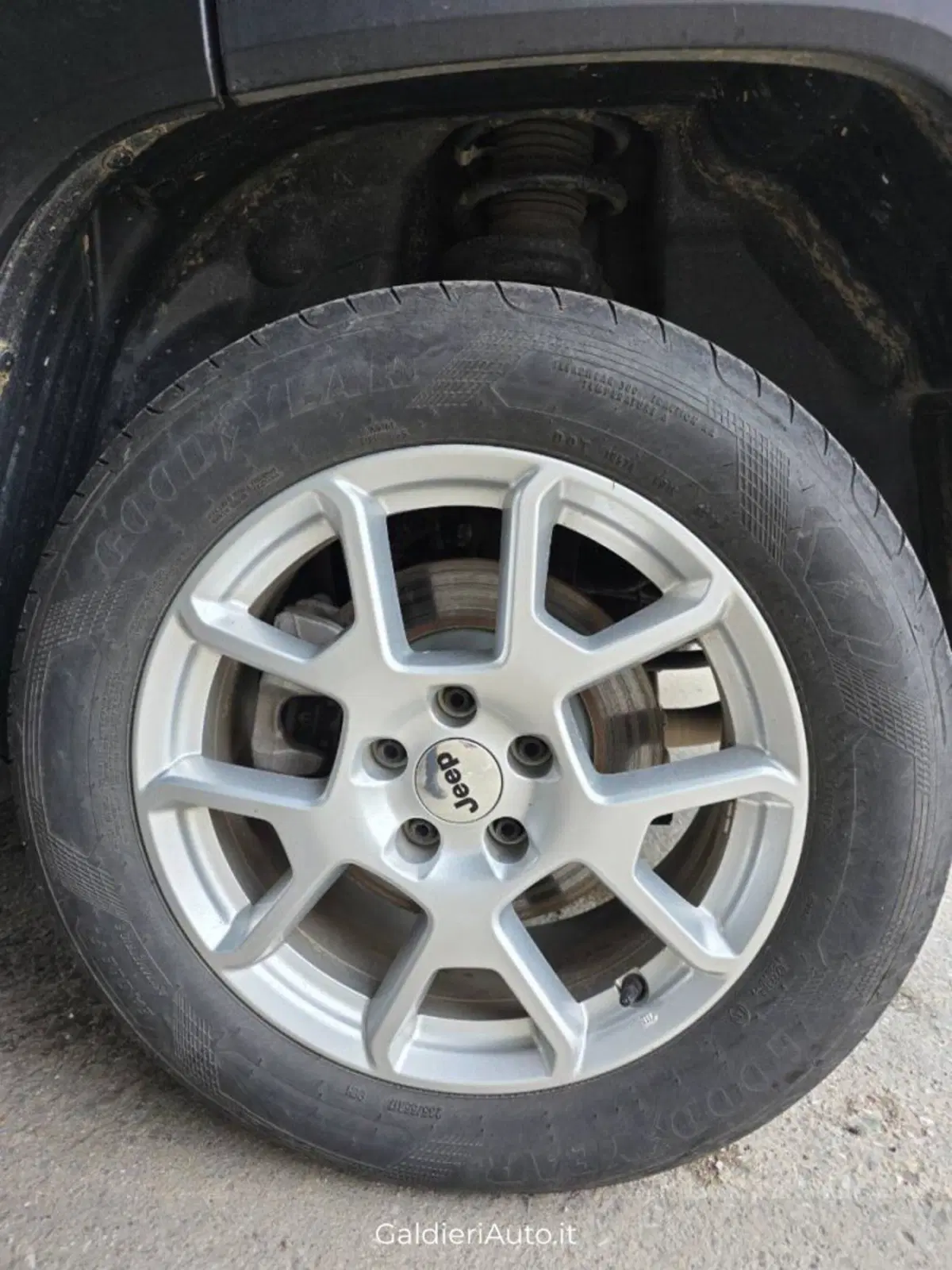 Jeep Renegade usata a Salerno (14)