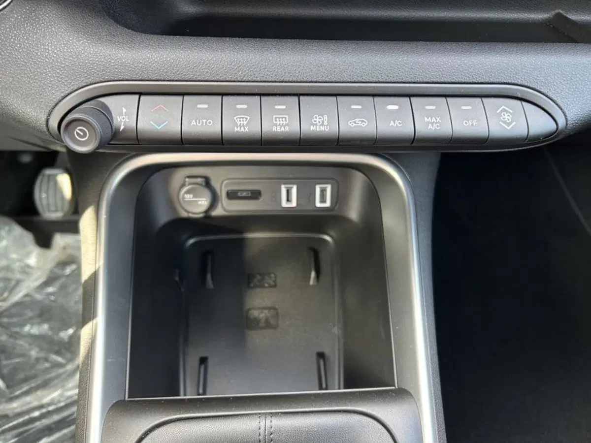 Jeep Avenger nuova a Cuneo (13)