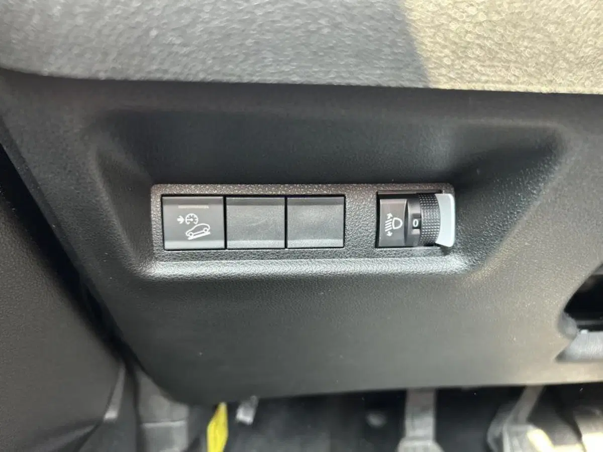 Jeep Avenger nuova a Cuneo (17)