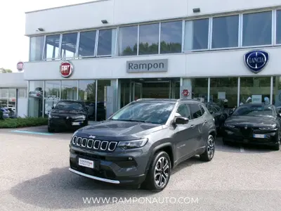 Jeep Compass 1.3 Turbo T4 2WD Limited del 2022 usata a San Dona' Di Piave