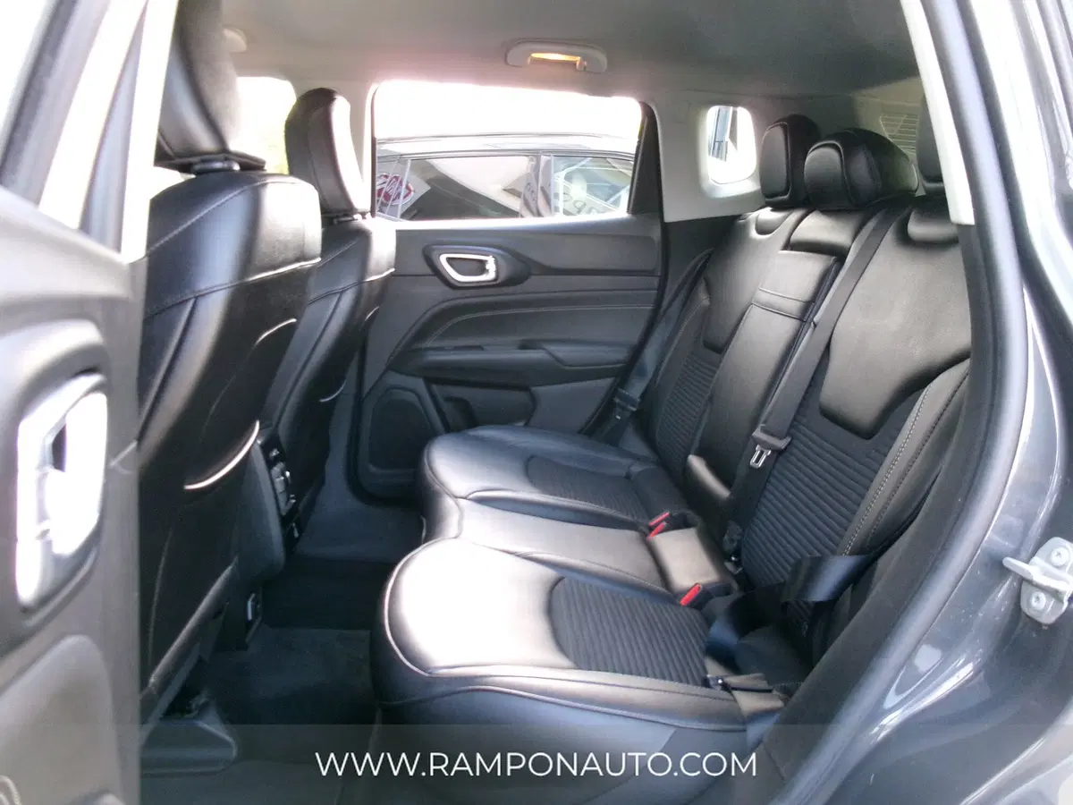 Jeep Compass usata a Venezia (12)