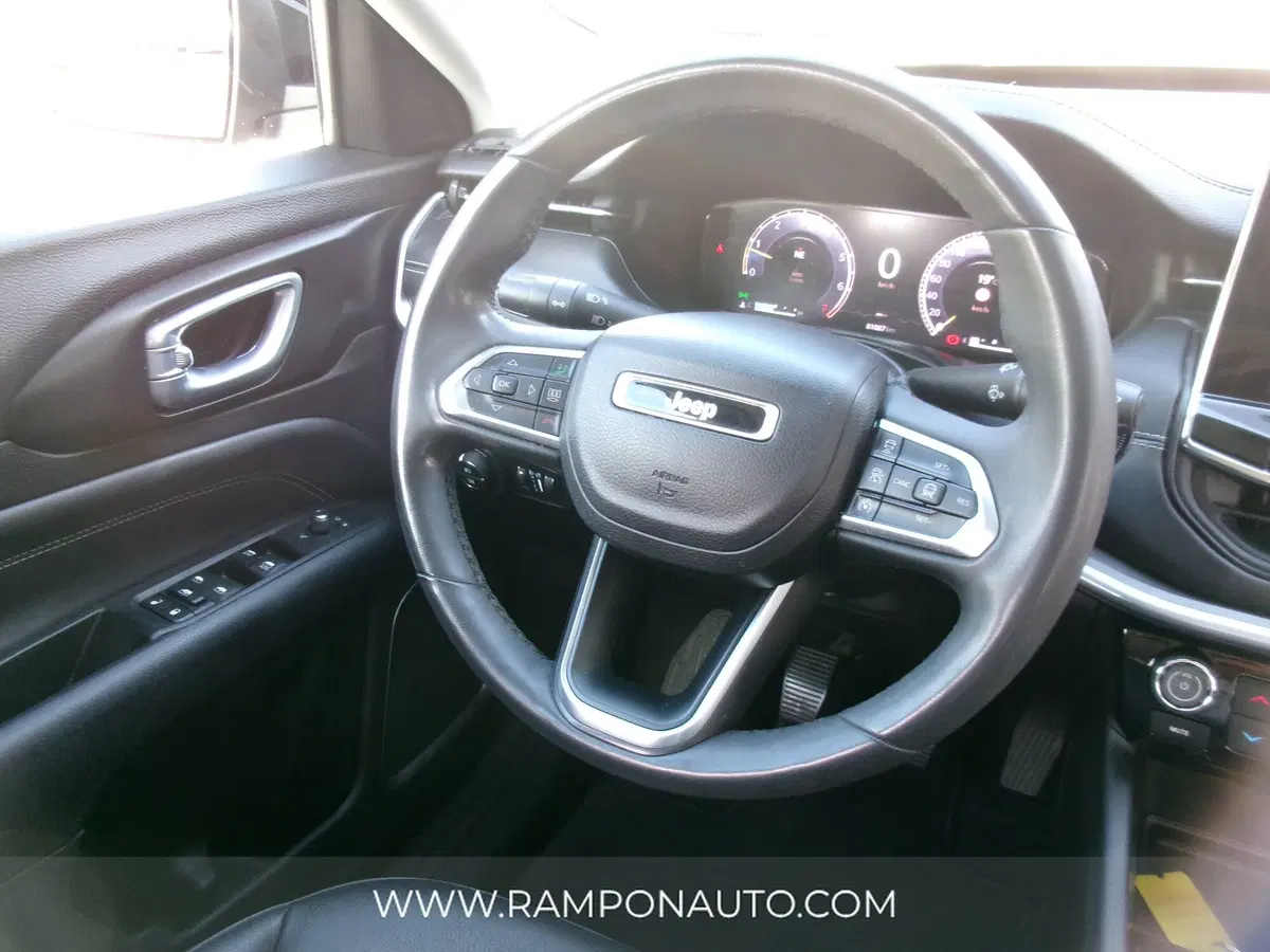 Jeep Compass usata a Venezia (17)