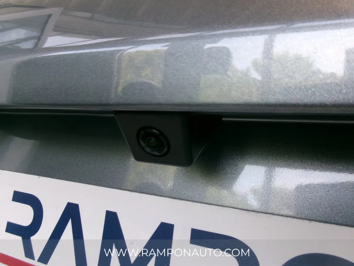 Jeep Avenger nuova a Venezia (18)