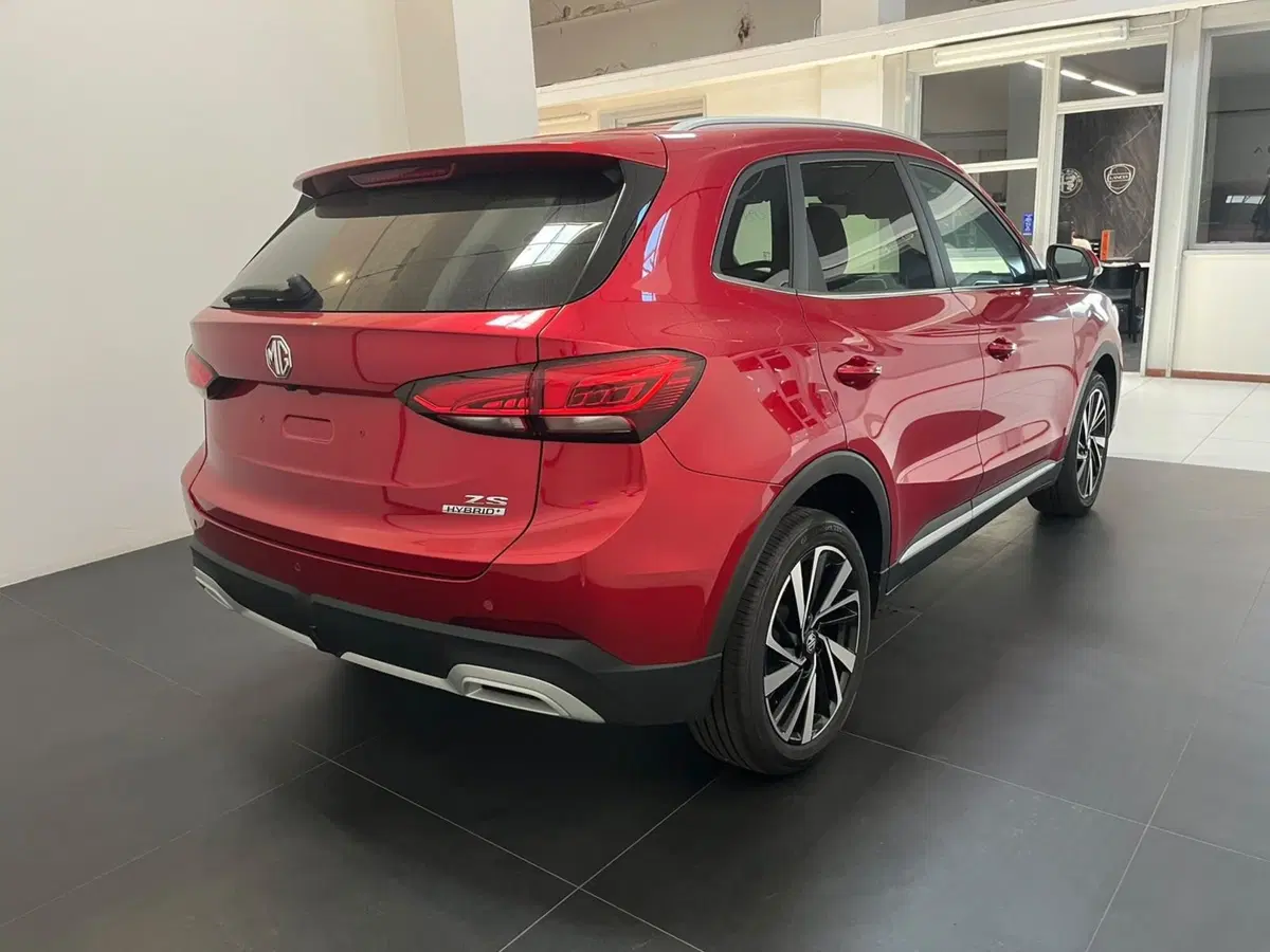 Mg ZS nuova a Lucca (5)