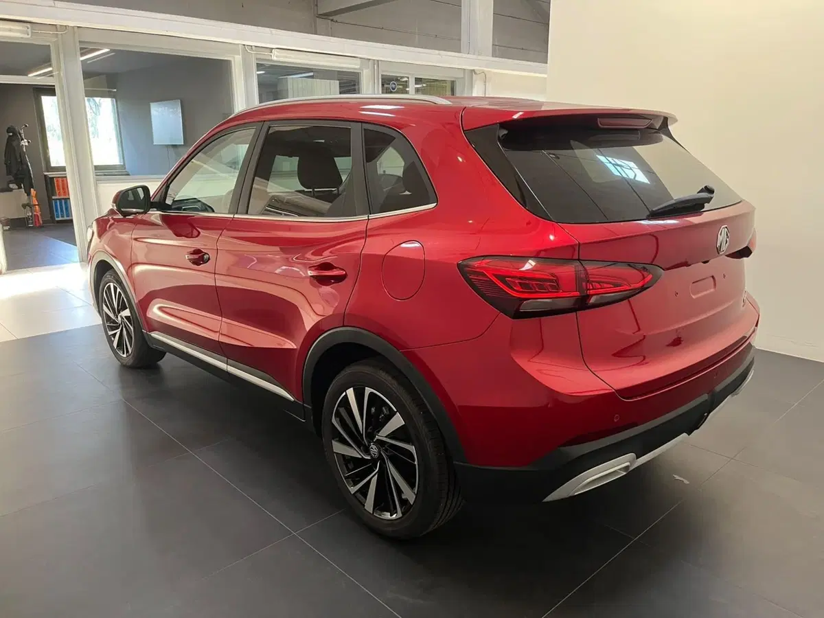Mg ZS nuova a Lucca (7)