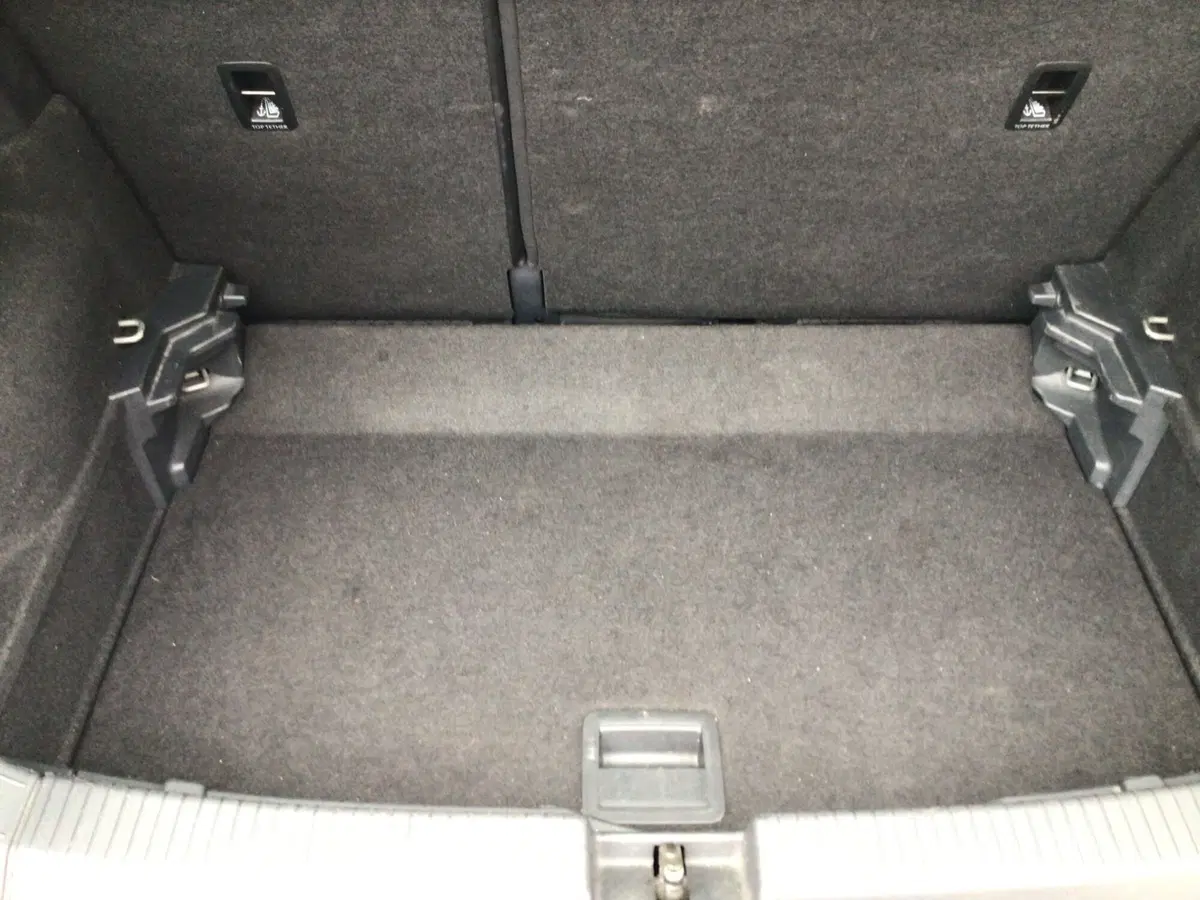 Volkswagen T-Cross usata a Genova (10)
