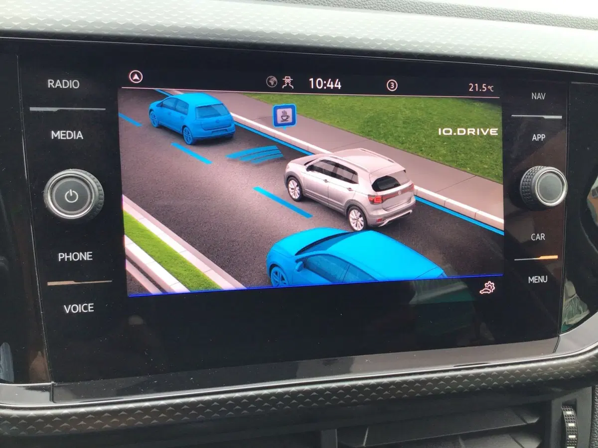 Volkswagen T-Cross usata a Genova (19)