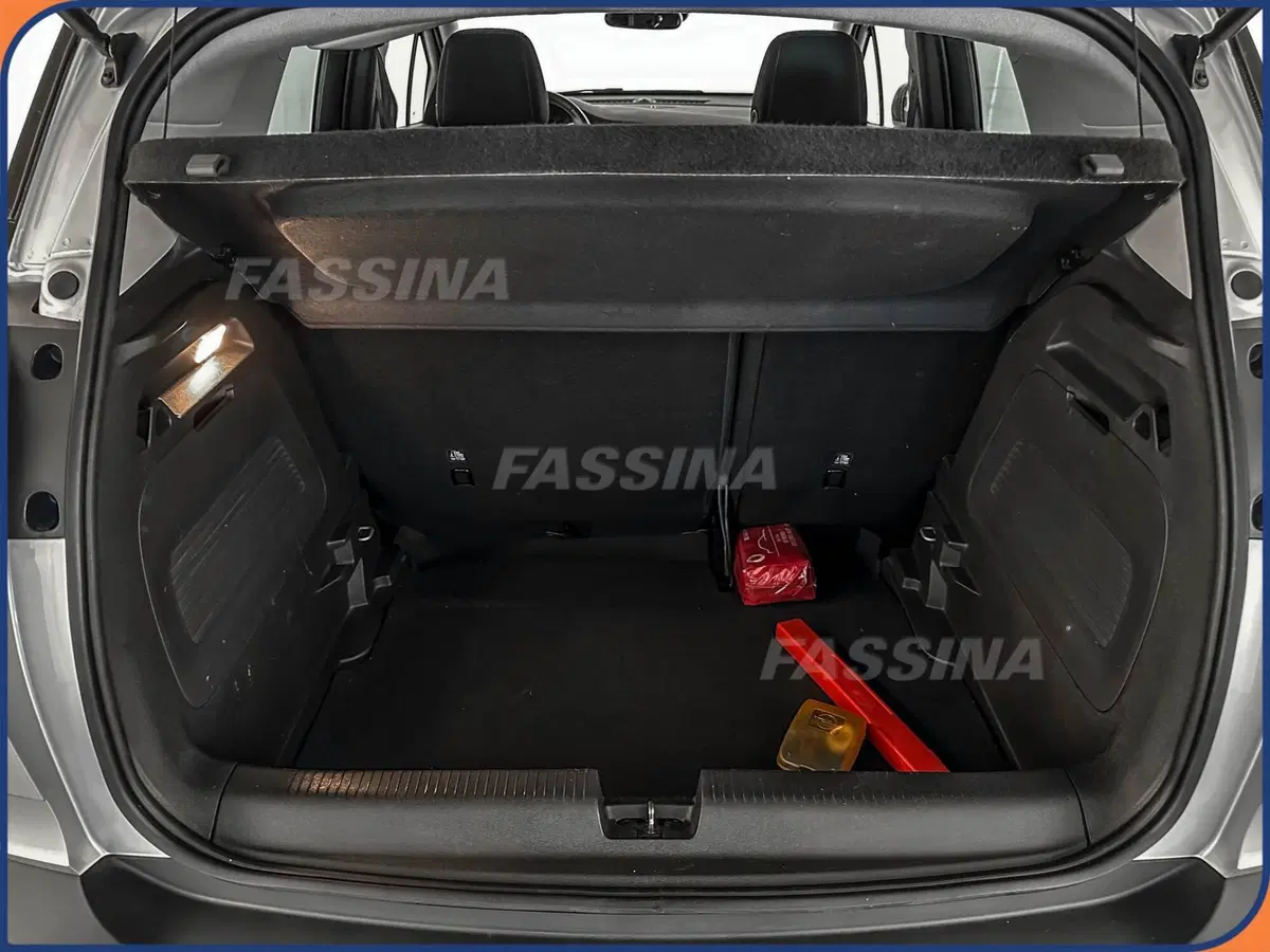 Opel Crossland usata a Milano (12)