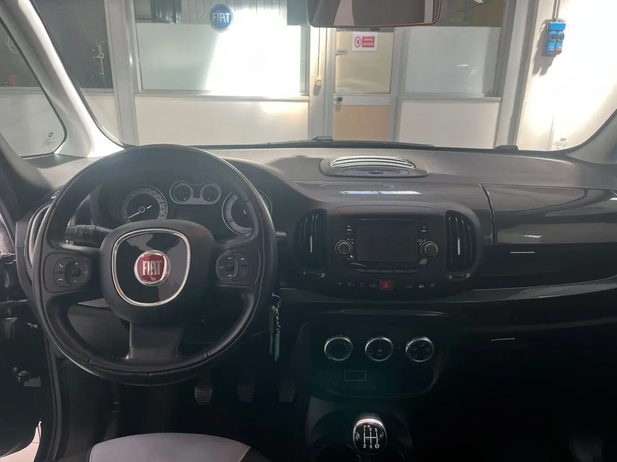 Fiat 500L usata a Lucca (11)