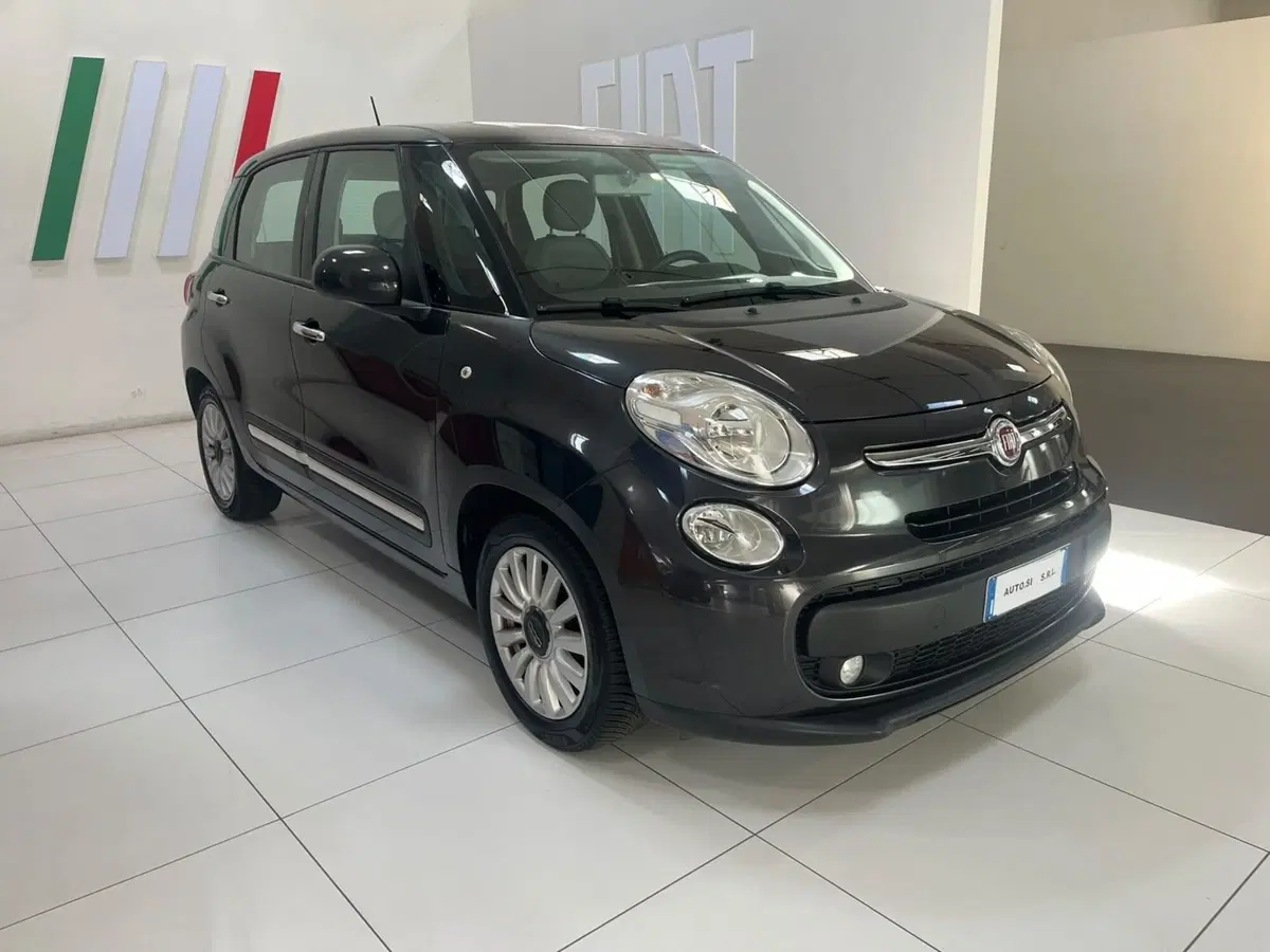 Fiat 500L usata a Lucca (3)