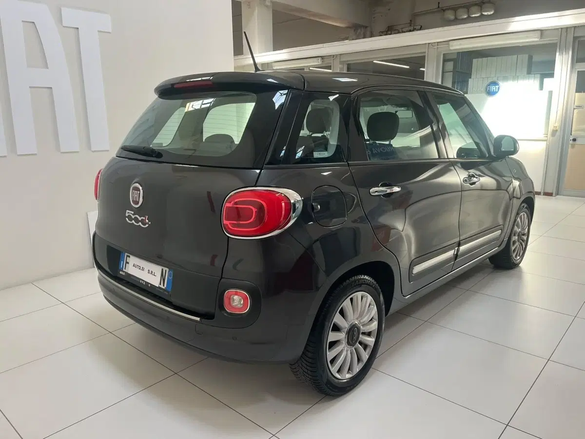 Fiat 500L usata a Lucca (4)