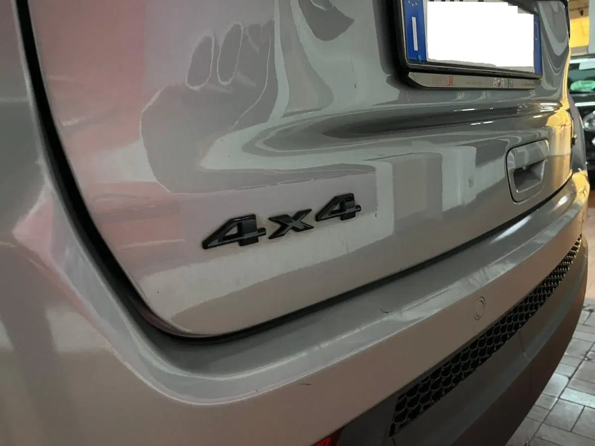 Jeep Compass usata a Lucca (9)