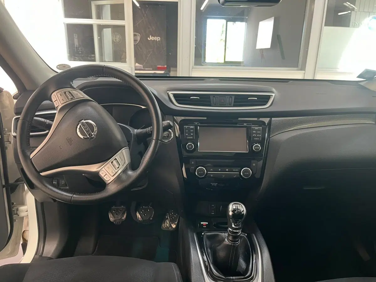 Nissan X-Trail usata a Lucca (13)