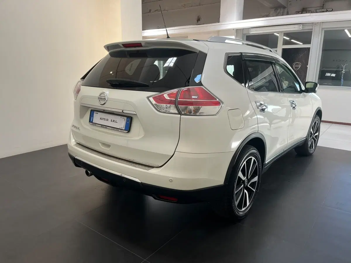 Nissan X-Trail usata a Lucca (5)