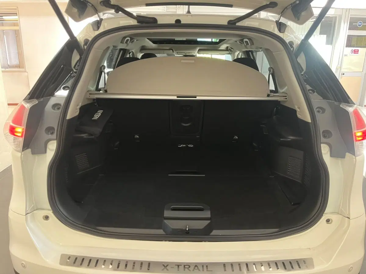 Nissan X-Trail usata a Lucca (9)