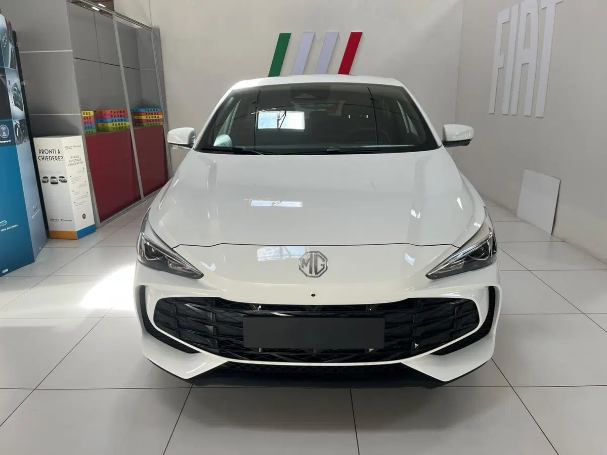 Mg MG3 nuova a Lucca (2)