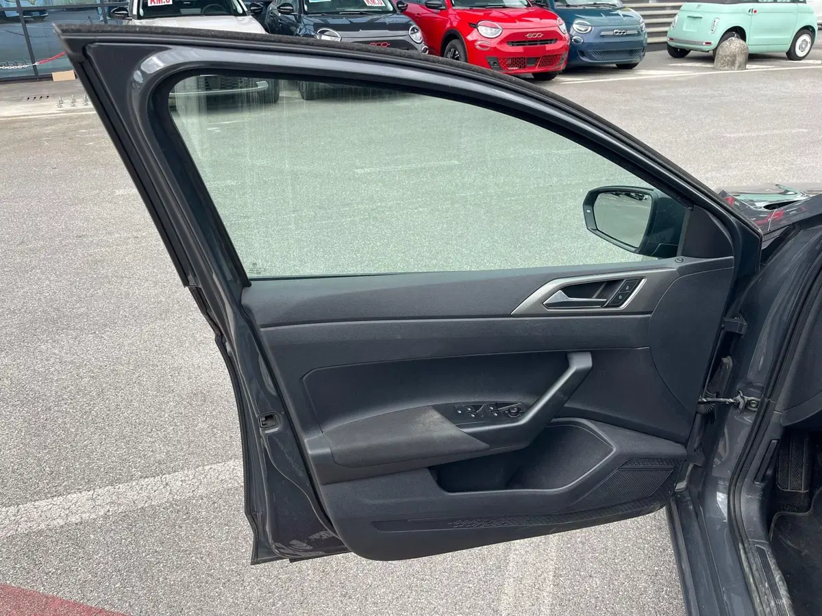 Volkswagen Polo usata a Lucca (10)