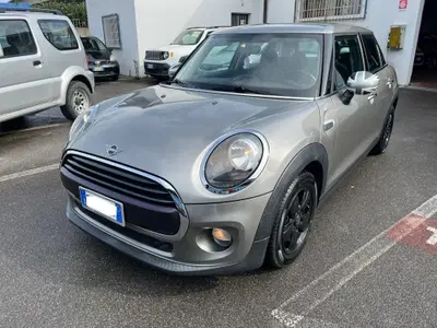 MINI Mini 1.5 Cooper D 5 porte del 2019 usata a Altopascio
