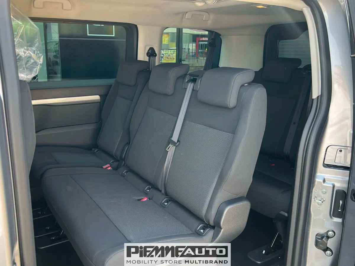 Opel Zafira nuova a Parma (10)