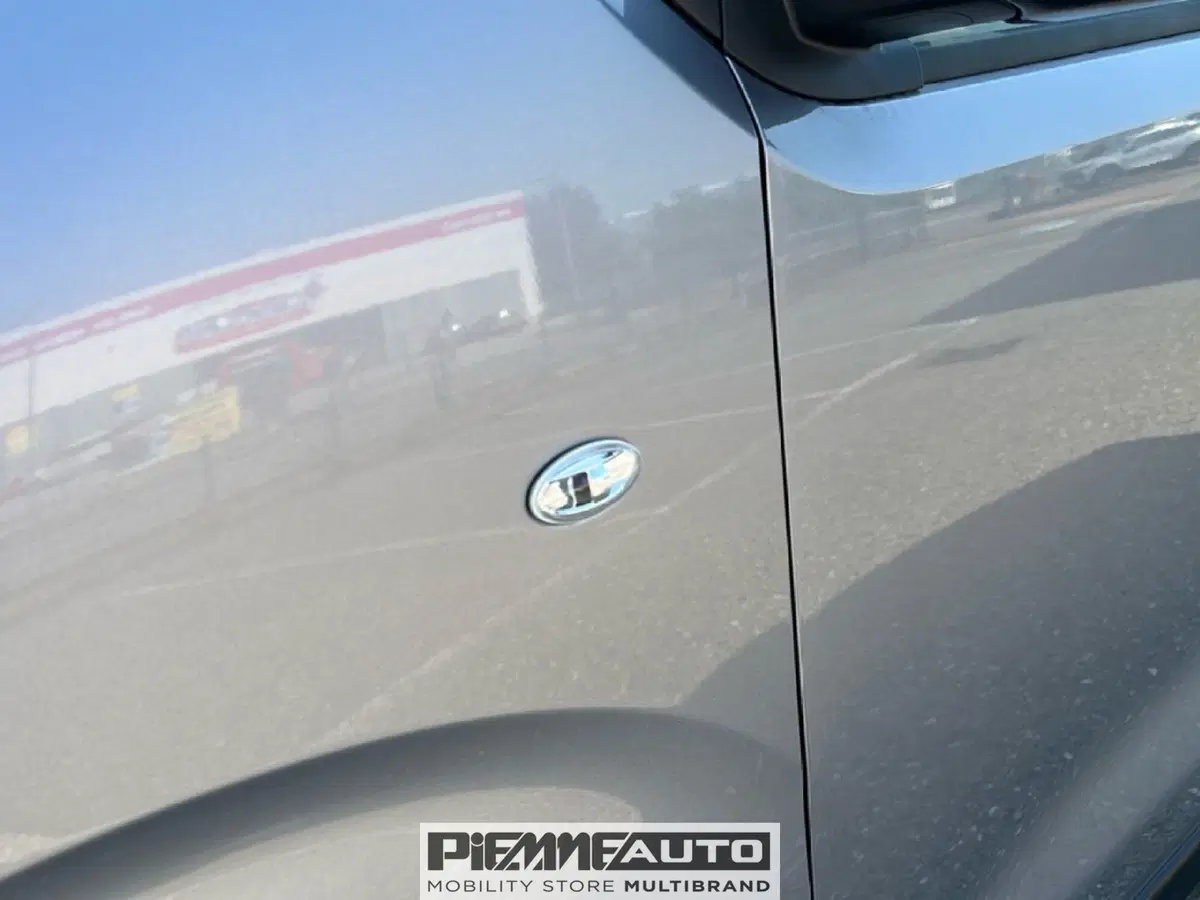 Opel Zafira nuova a Parma (15)