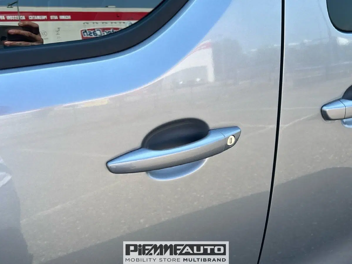 Opel Zafira nuova a Parma (17)