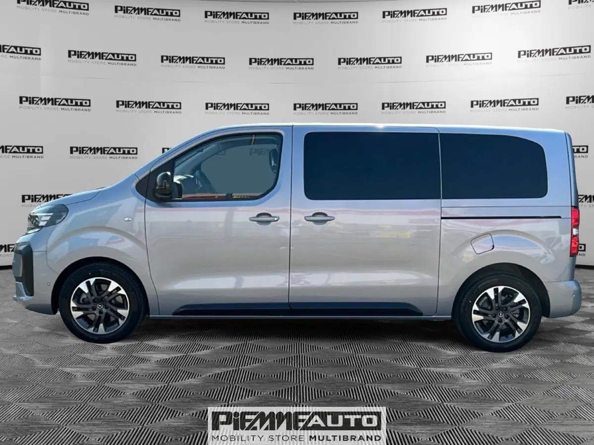 Opel Zafira nuova a Parma (2)