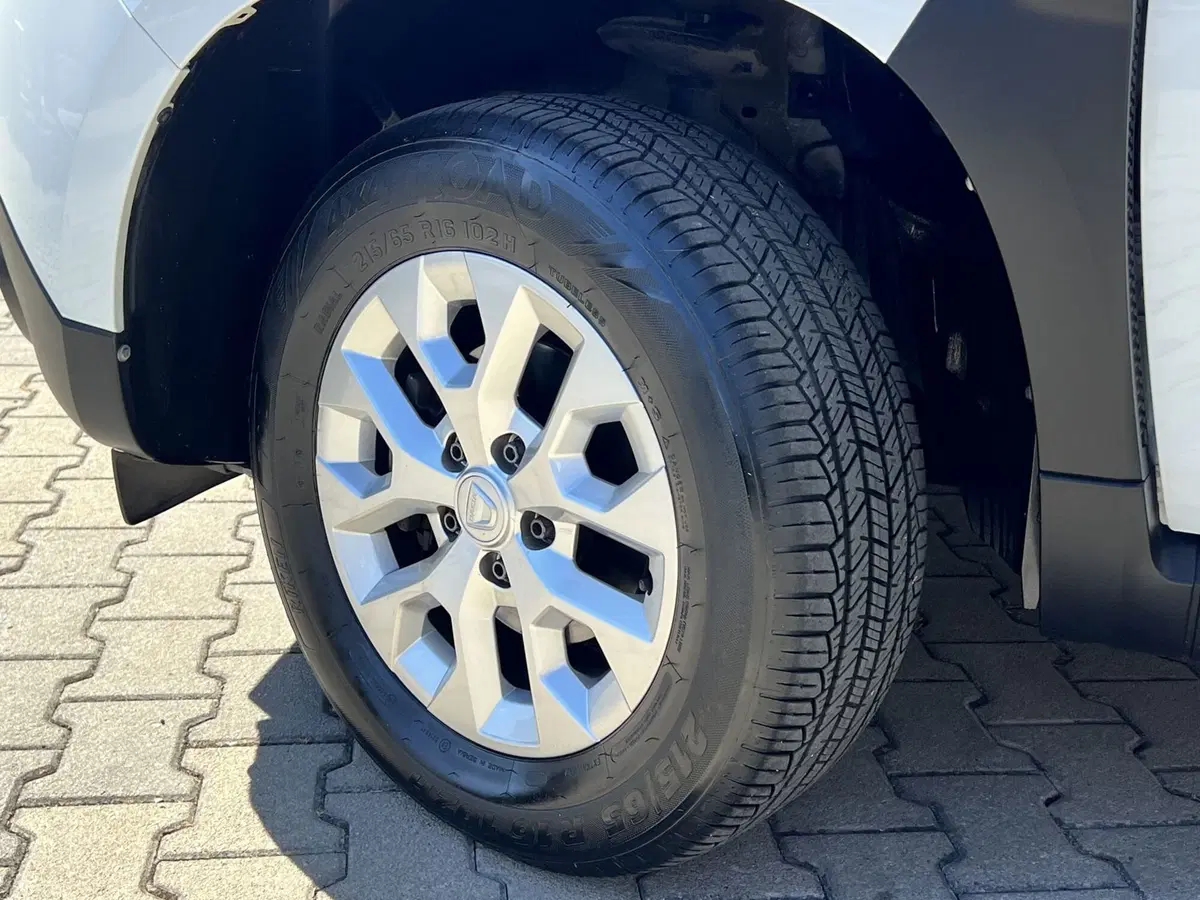 Dacia Duster usata a Chieti (7)