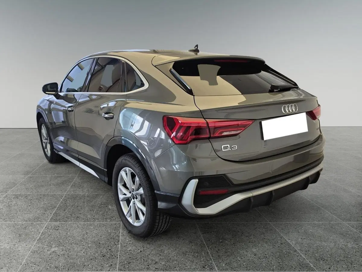 Audi Q3 Sportback usata a Bari (12)