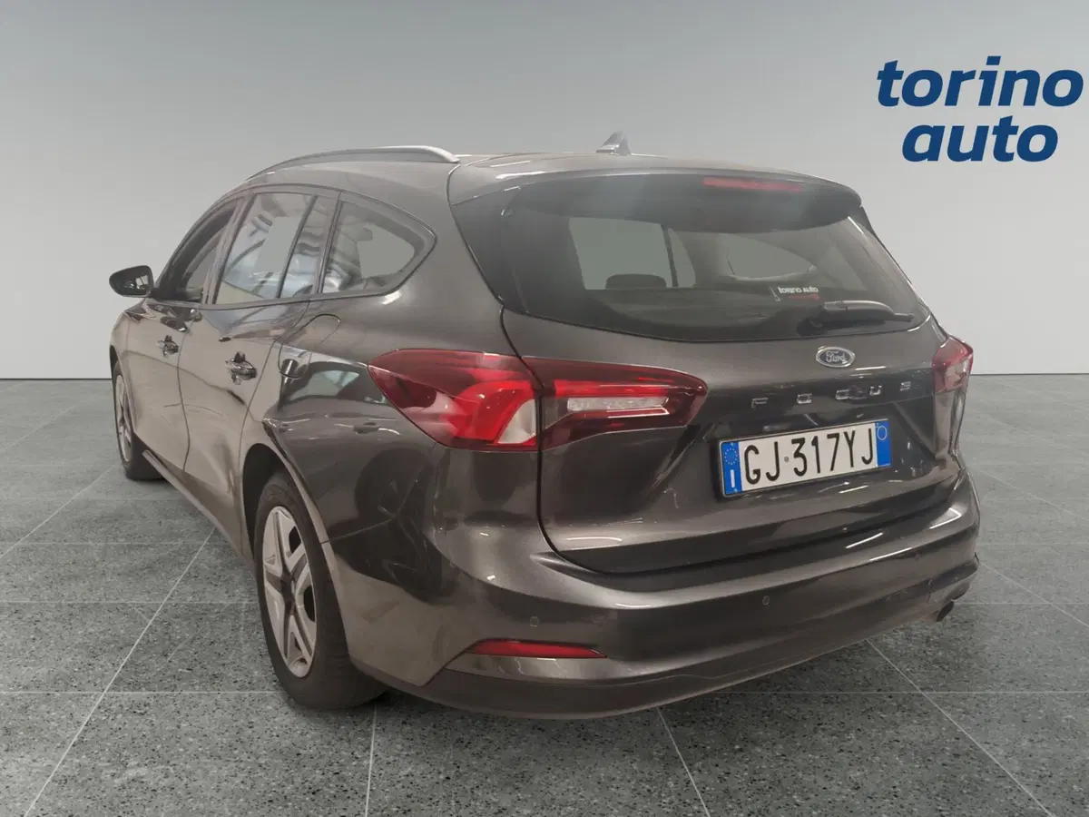 Ford Focus Station Wagon usata a Torino (3)