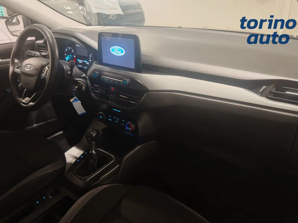 Ford Focus Station Wagon usata a Torino (5)