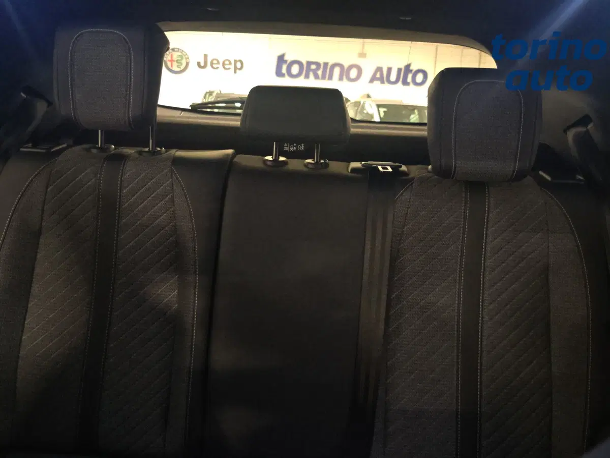 Peugeot 2008 usata a Torino (20)