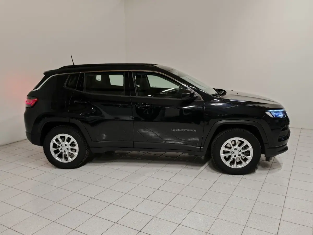 Jeep Compass usata a Novara (8)