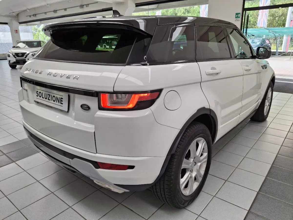 Land Rover Range Rover Evoque usata a Verbano Cusio Ossola (2)