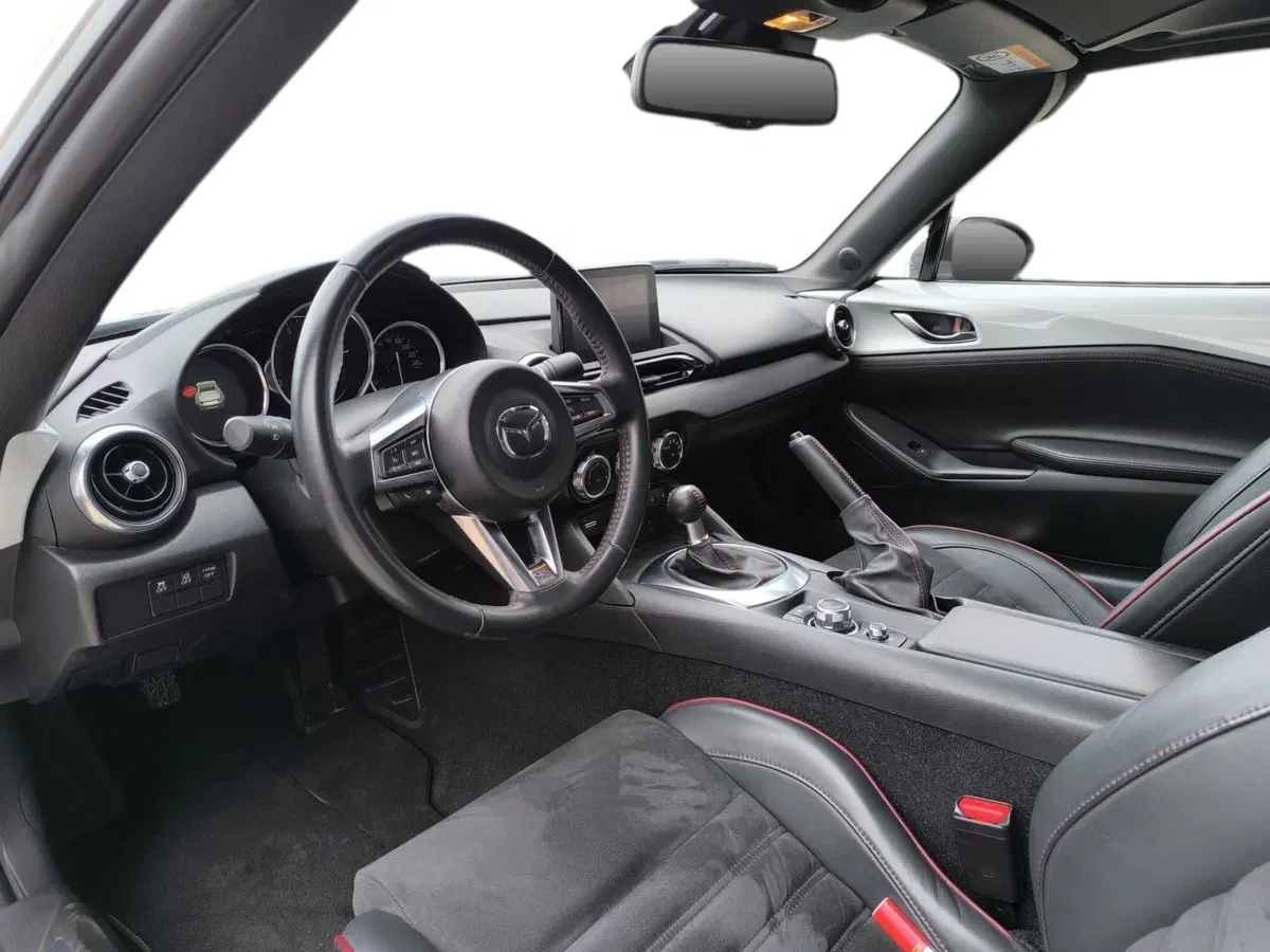 Mazda MX-5 usata a Udine (10)