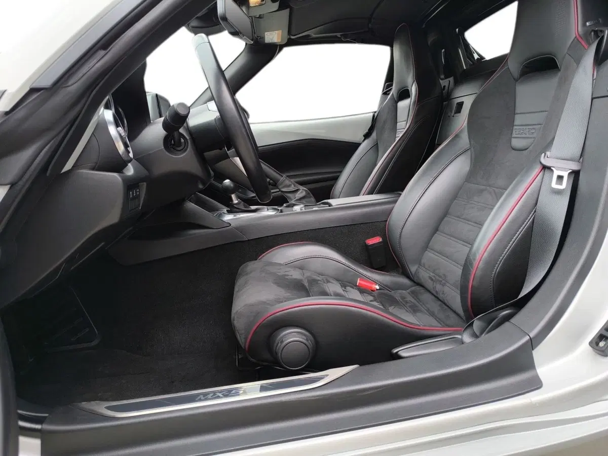 Mazda MX-5 usata a Udine (8)