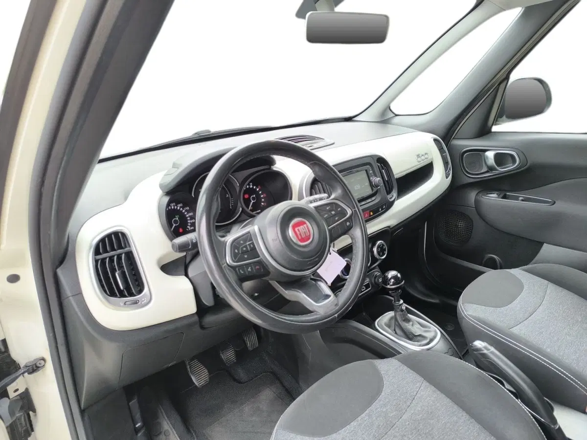 Fiat 500L usata a Udine (10)