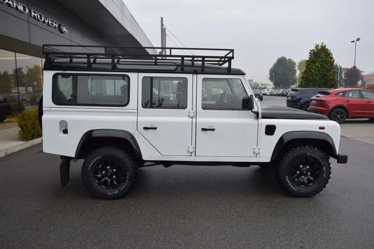 Land Rover Defender usata a Cuneo (5)