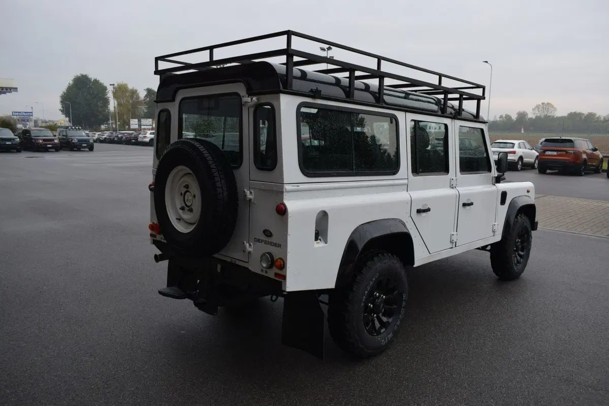 Land Rover Defender usata a Cuneo (8)