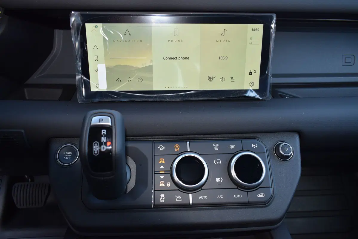 Land Rover Defender usata a Cuneo (10)