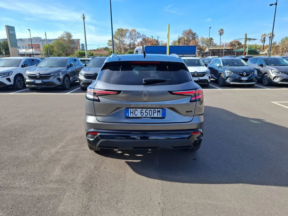 Renault Austral nuova a Latina (5)