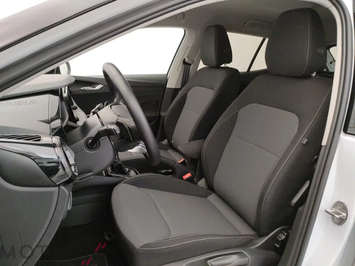 Skoda Fabia nuova a Varese (10)