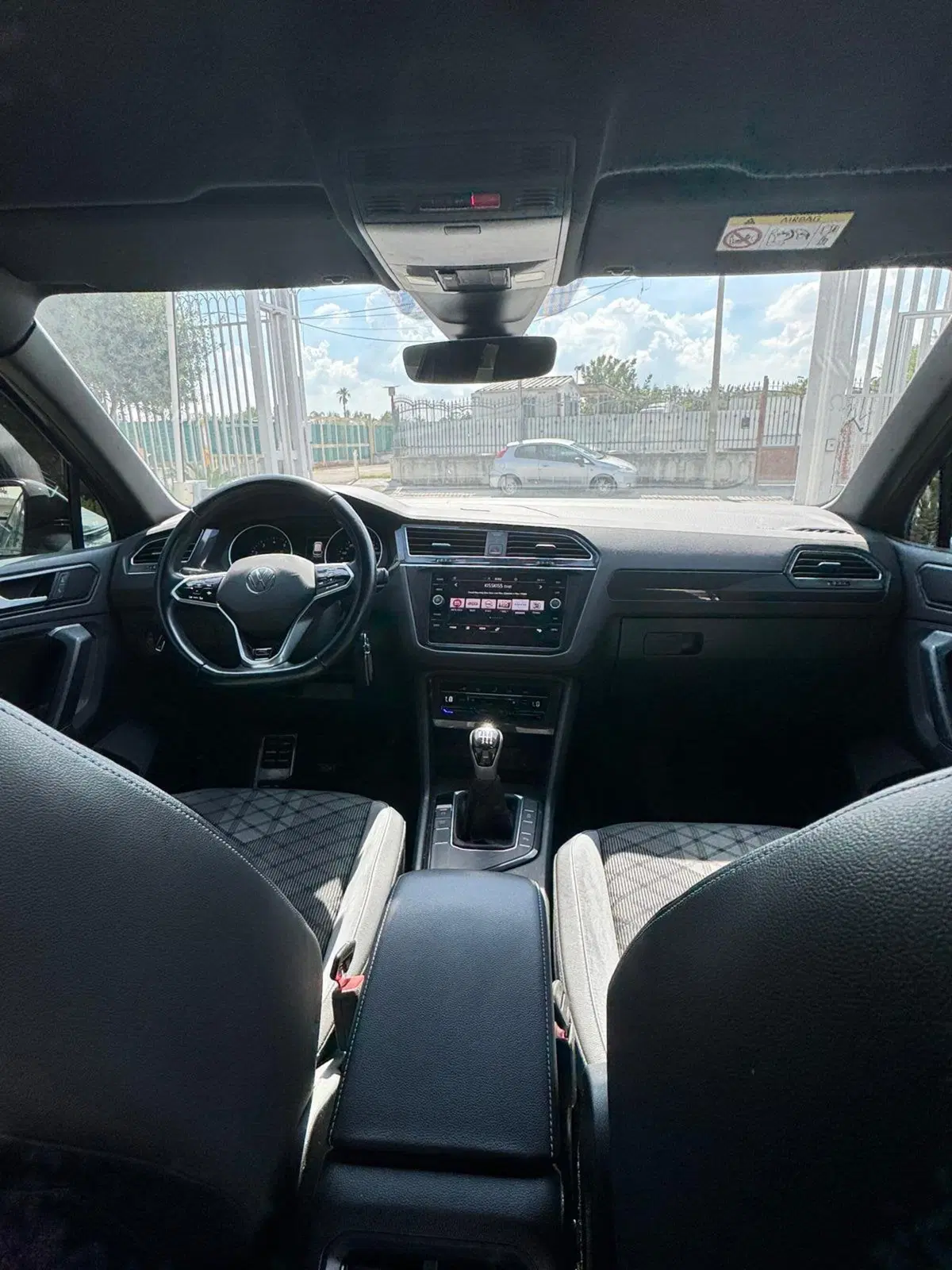 Volkswagen Tiguan usata a Caserta (9)