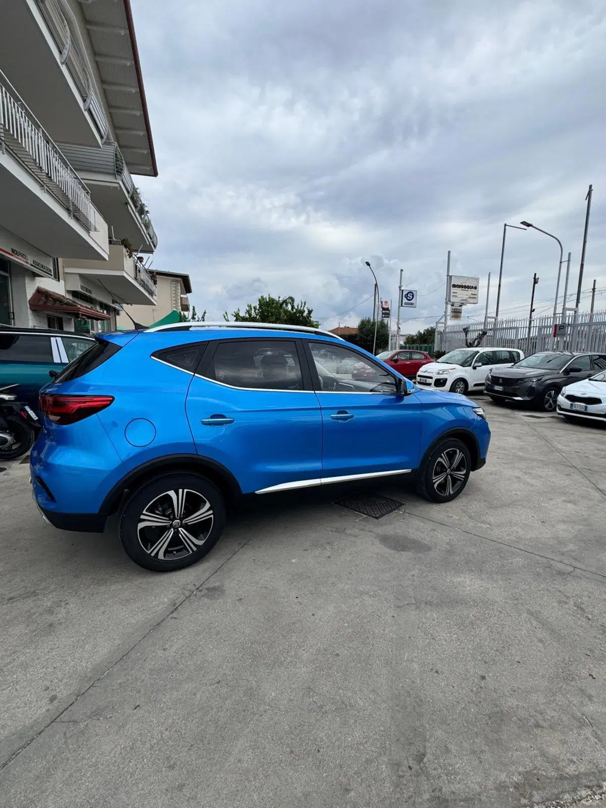 Mg ZS usata a Caserta (6)